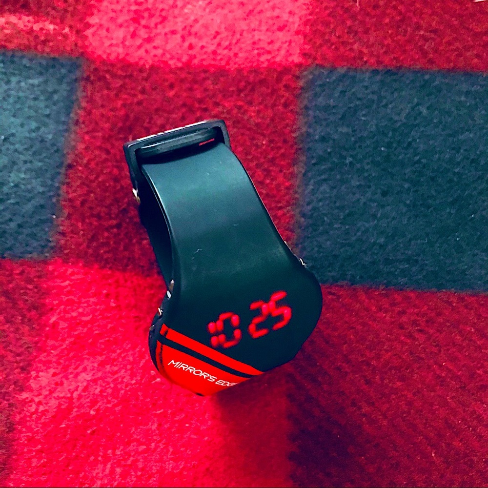 Mirrors Edge Strap Watch LED Gaming Watch Men os